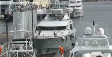 Loading Yachts for Transport
